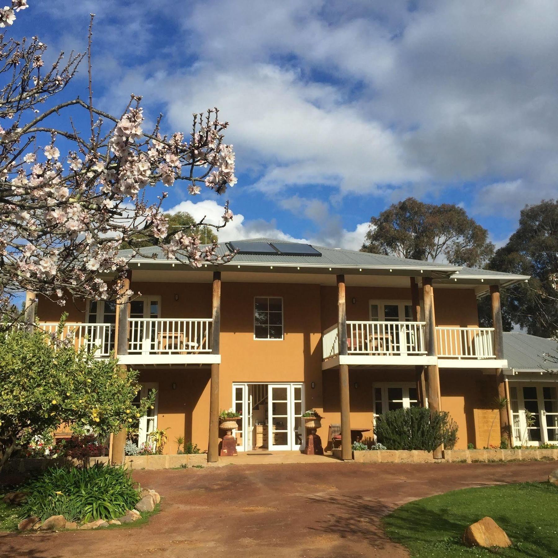 Erravilla Country Estate Spa Suite Accommodation Cowaramup 外观 照片