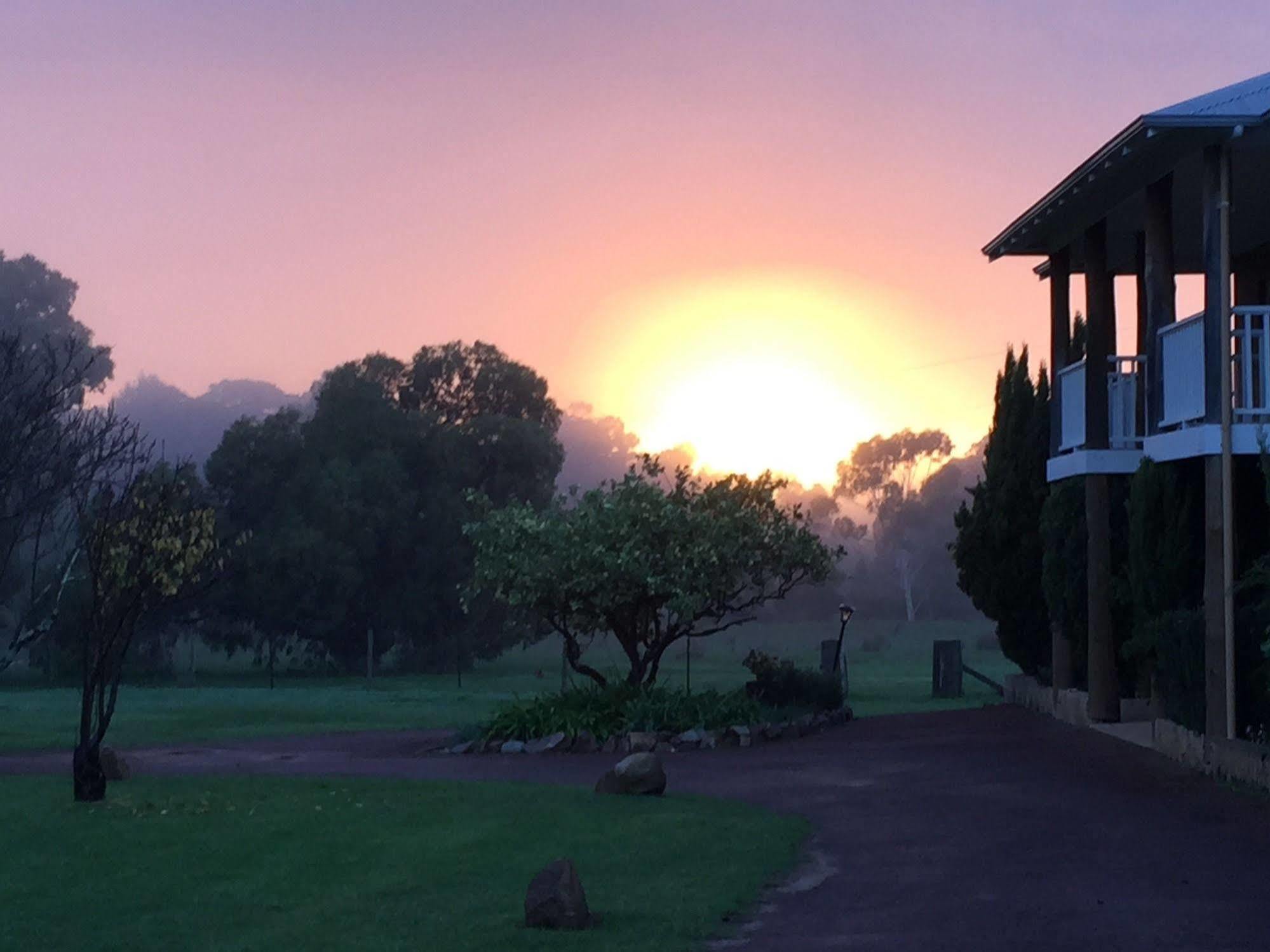 Erravilla Country Estate Spa Suite Accommodation Cowaramup 外观 照片
